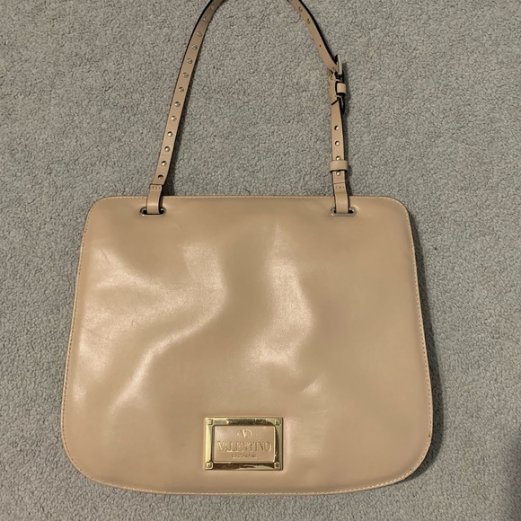 Valentino Garavani Rockstud Bag - Picture 2 of 8